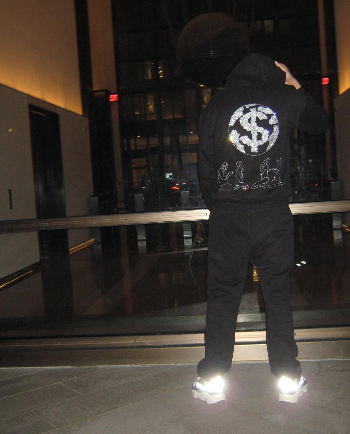 CLASSIC SWEATS - INCOME ADDICT